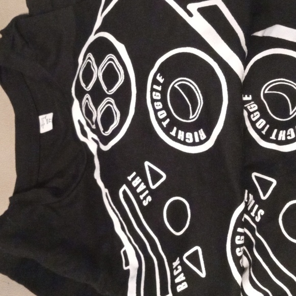 Short Set - Picture 5 of 5